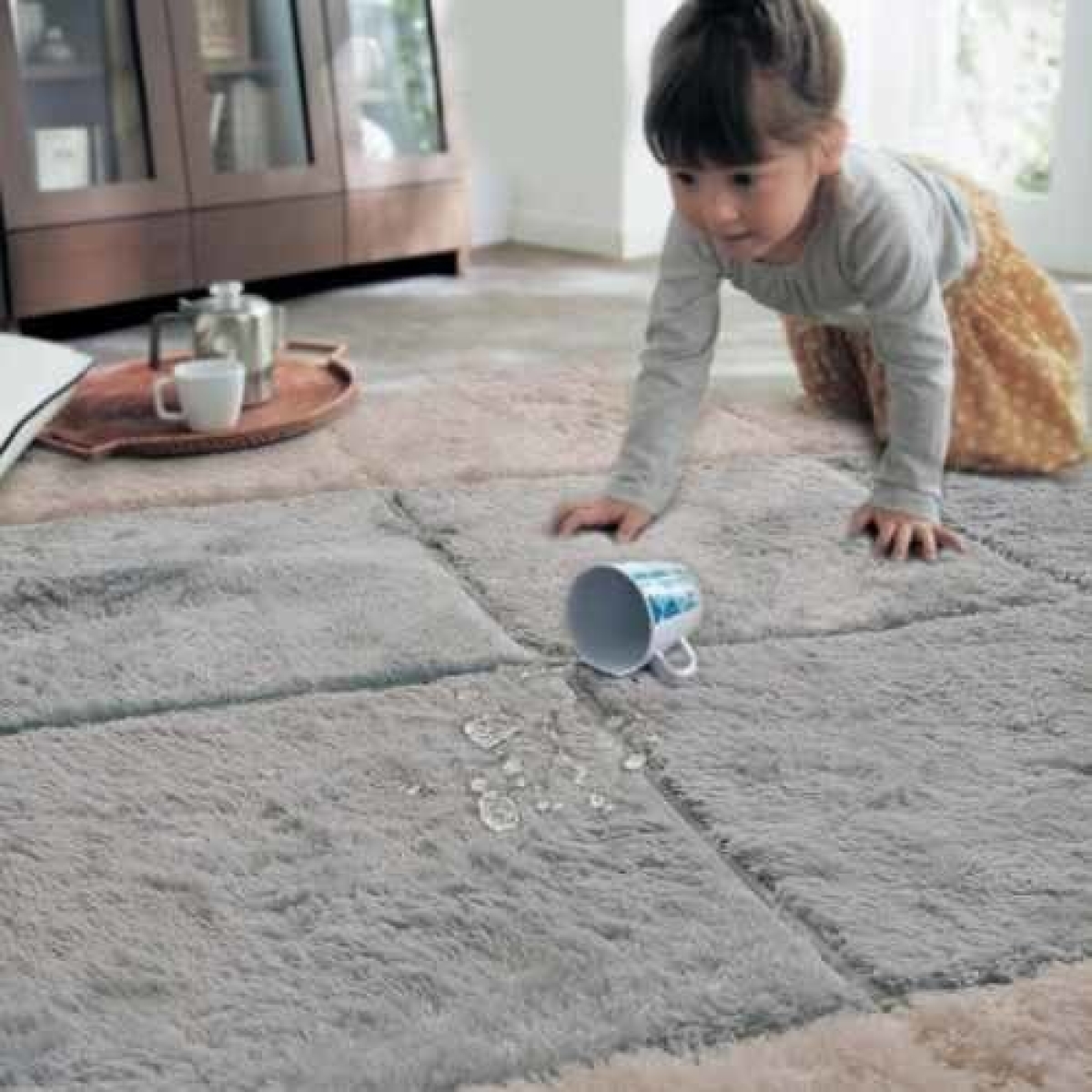 Alfombra Peluda Shaggy P/armar 35x35cm C/accesorios - Imagen 3