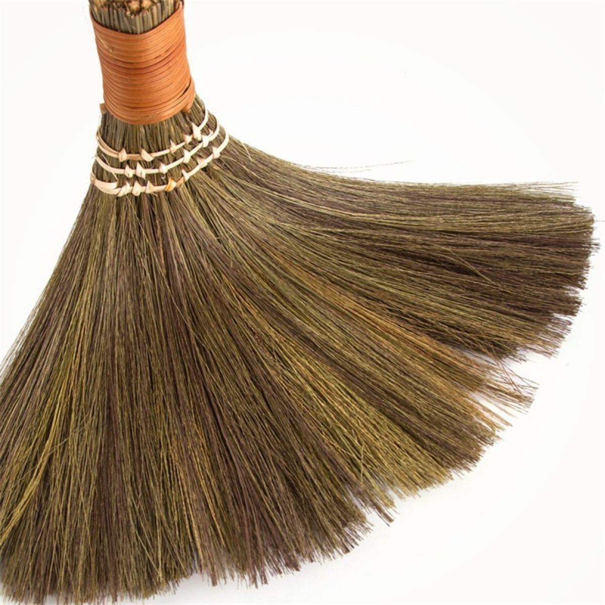 Escoba Cepillo De Paja Suave Limpieza Barrido - 60cm - Imagen 2