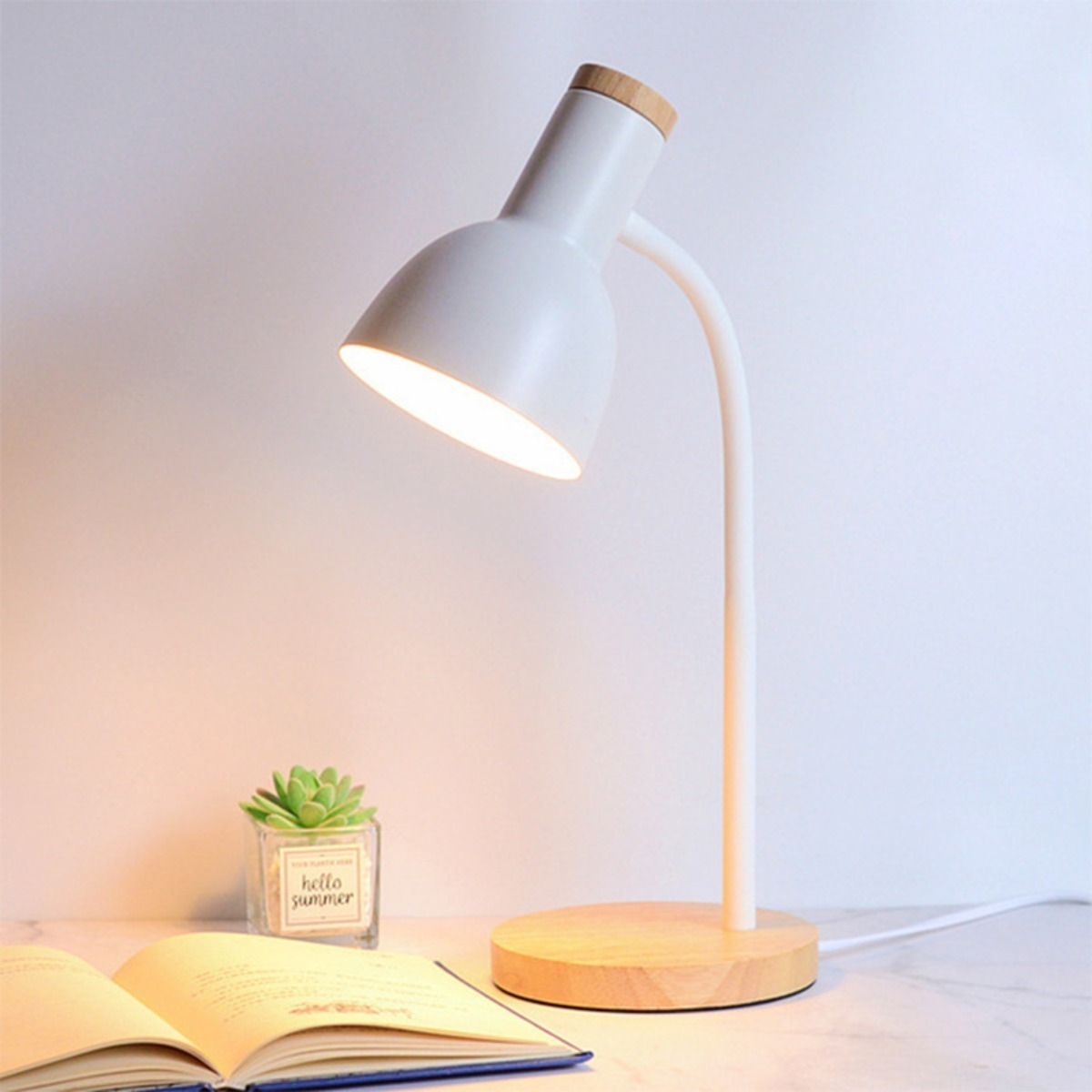 Lampara De Escritorio Nordica En Metal Y Madera - Flexible - Imagen 10