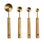 Juego De 4 Cucharas Medidoras Con Mango De Madera Iluminaras