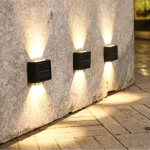 Lampara Exterior Foco Solar 6 Led Sensor Luminico - Imagen 3