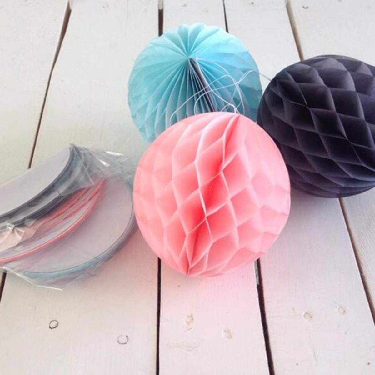 Decoracion De Cumpleaños Pompones De Papel Pelota - 20cm - Imagen 11