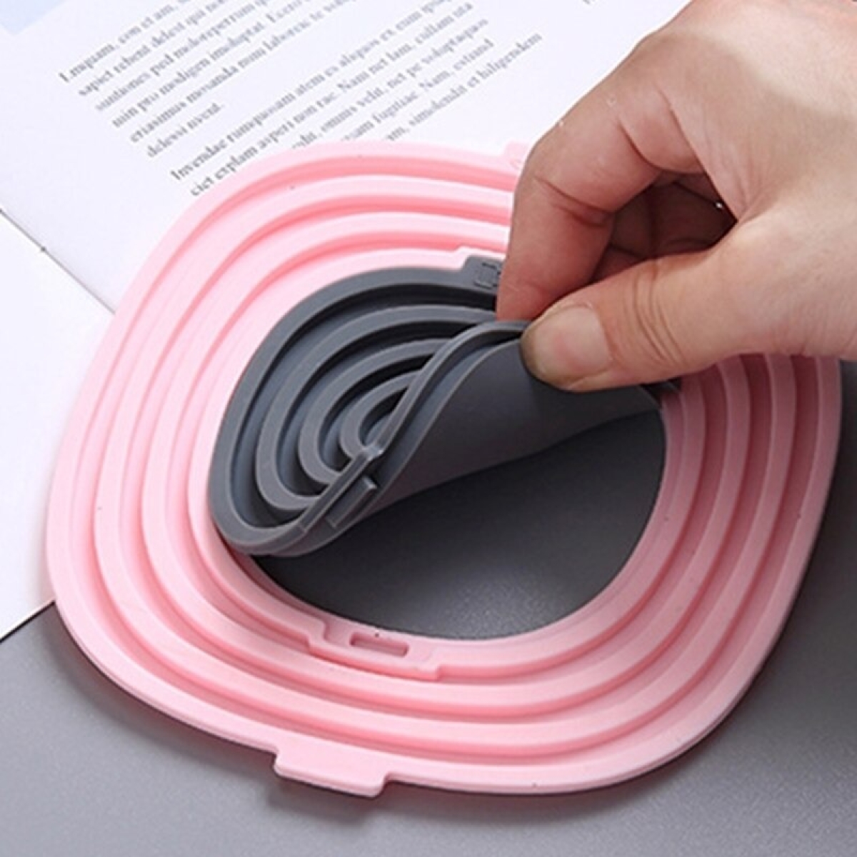 Soporte Posa Fuente De Silicona 3 En 1 Antideslizante - Imagen 10