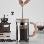 Cafetera Manual Embolo Prensa Francesa Vidrio Y Madera 600ml - Imagen 9