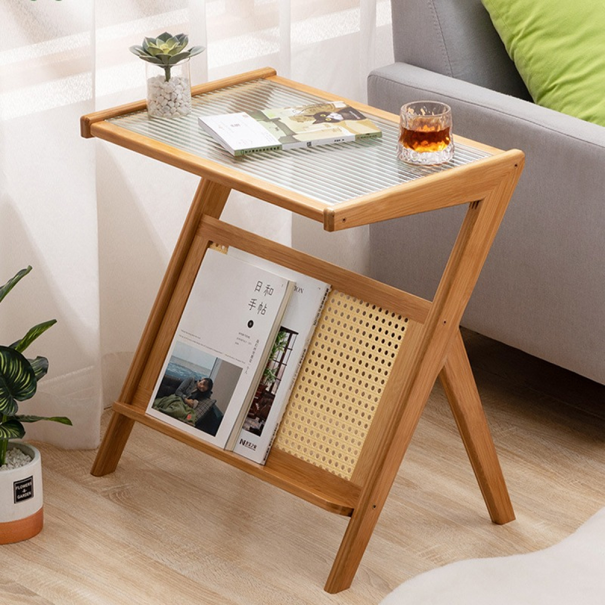 Mesa Auxiliar Con Apoya Libros Bamboo Vidrio Ideal Living - Imagen 5