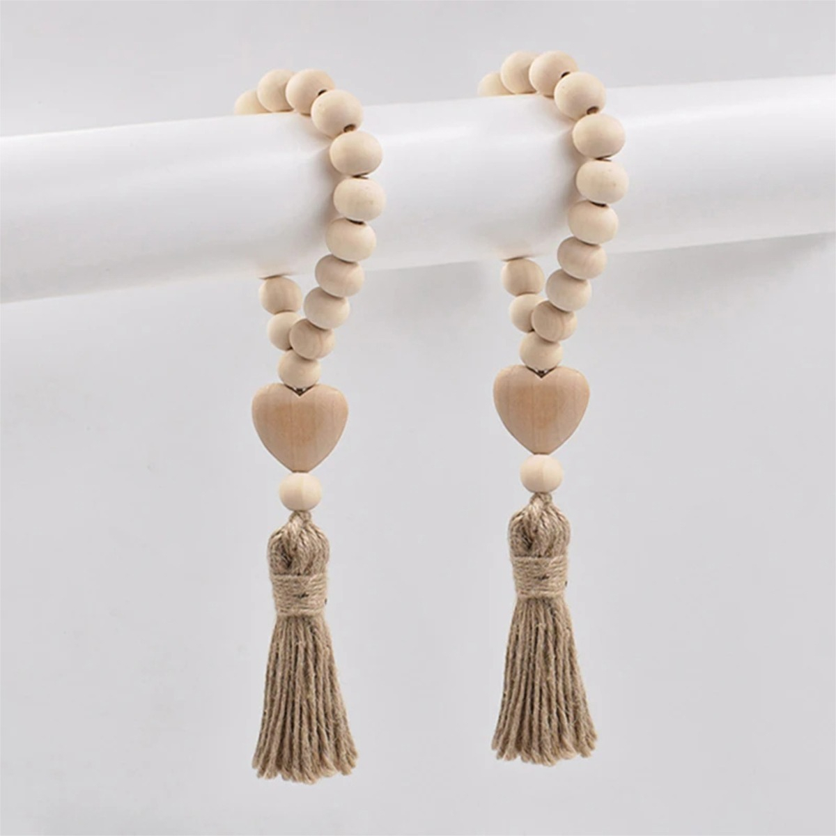 Guirnalda De Cuentas De Madera Con Borlas Y Corazón Rústico - Imagen 4