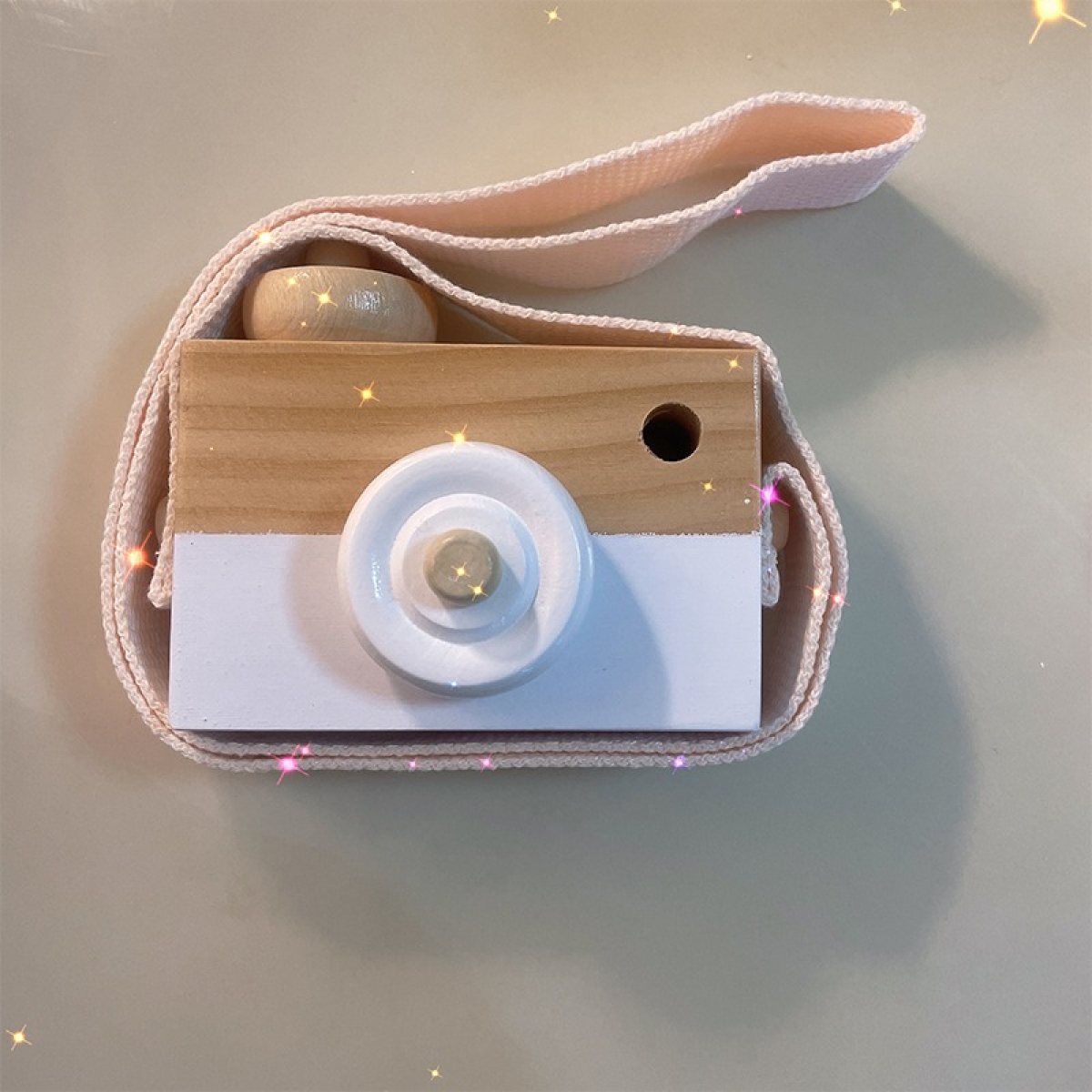 Juguete Infantil Camara De Fotos En Madera C/ Visor Y Correa - Imagen 2