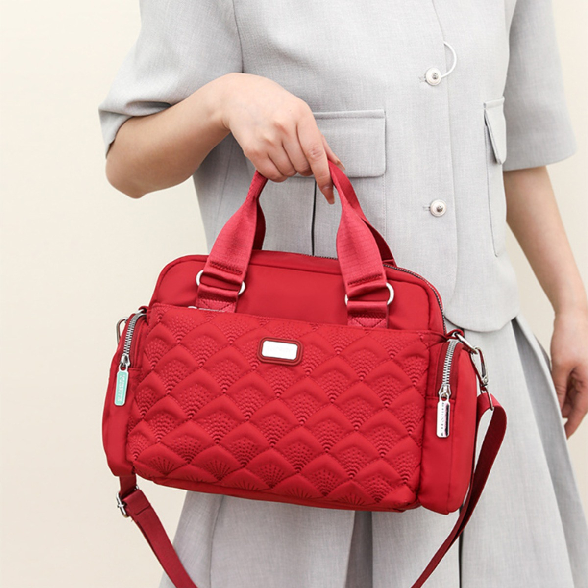 Bolso Cartera Capitoneado Con Bolsillos Y Varios Cierres - Imagen 7