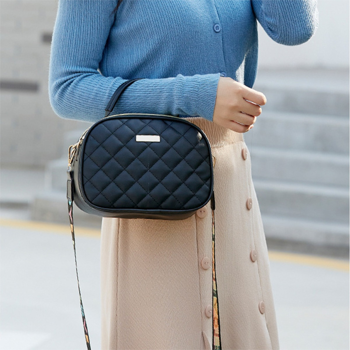 Bandolera Cartera Mano Hombro De Dama Correa Con Diseño Love - Imagen 19