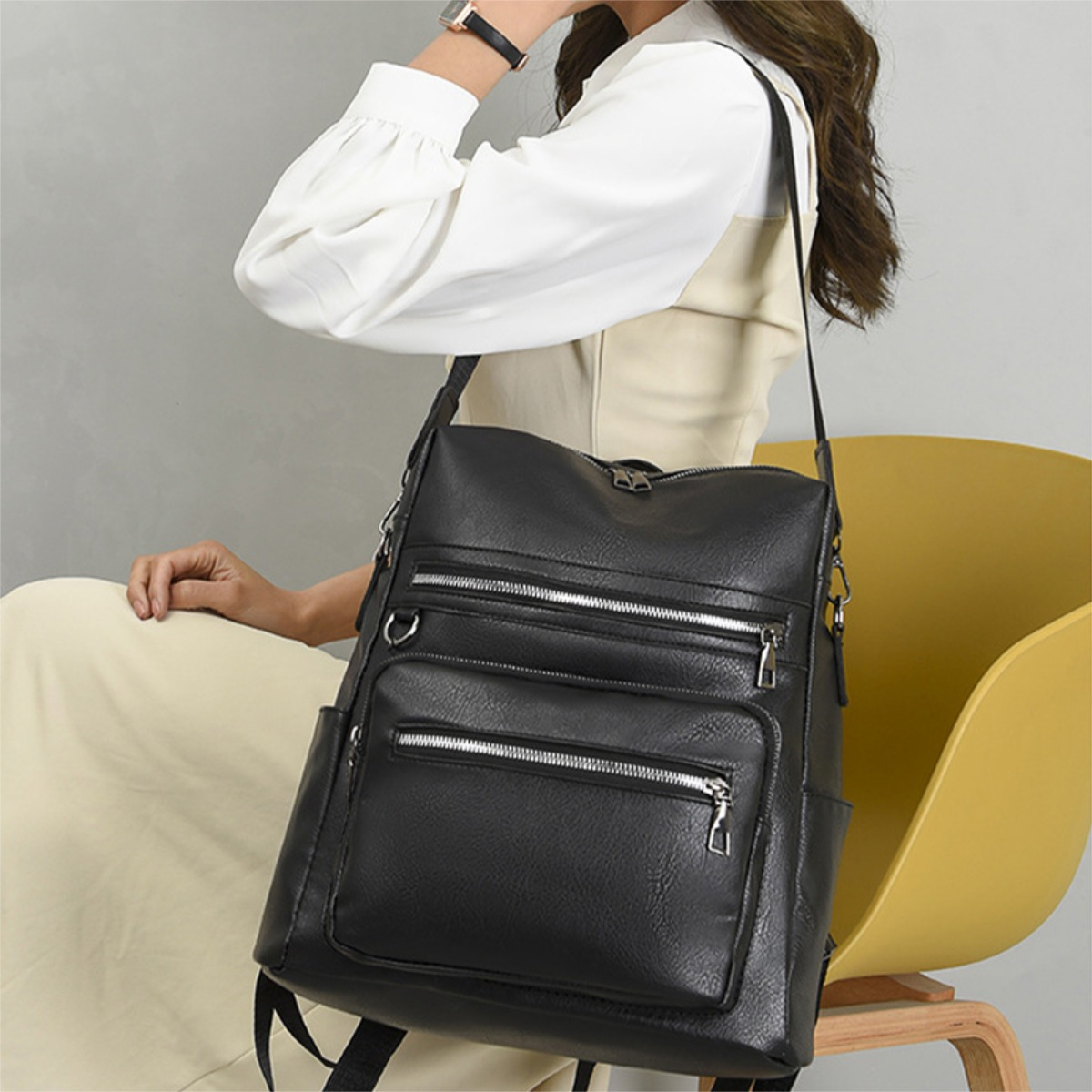 Mochila Urbana En Cuero Pu Estilo Hobo Varios Bolsillos - Imagen 4
