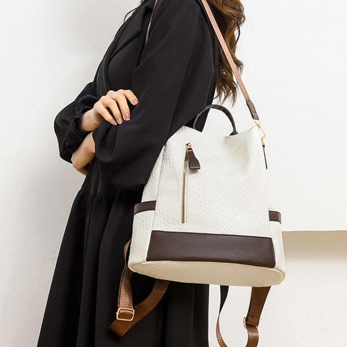 Cartera Mochila Anitrrobo Diseño De Piel Cocodrilo - Imagen 7