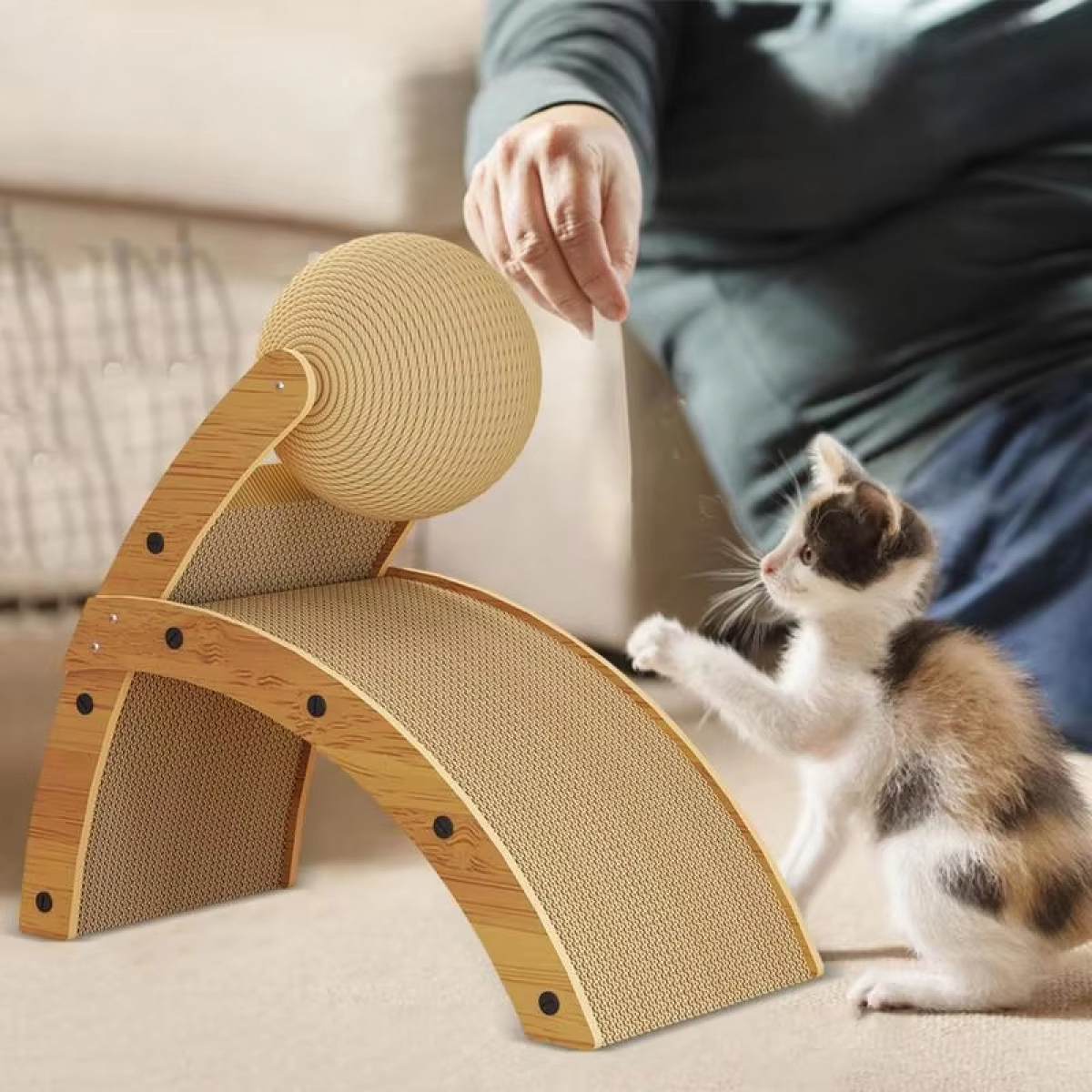 Juguete Rascador Para Gatos Doble Con Bola Y Carton - Imagen 4