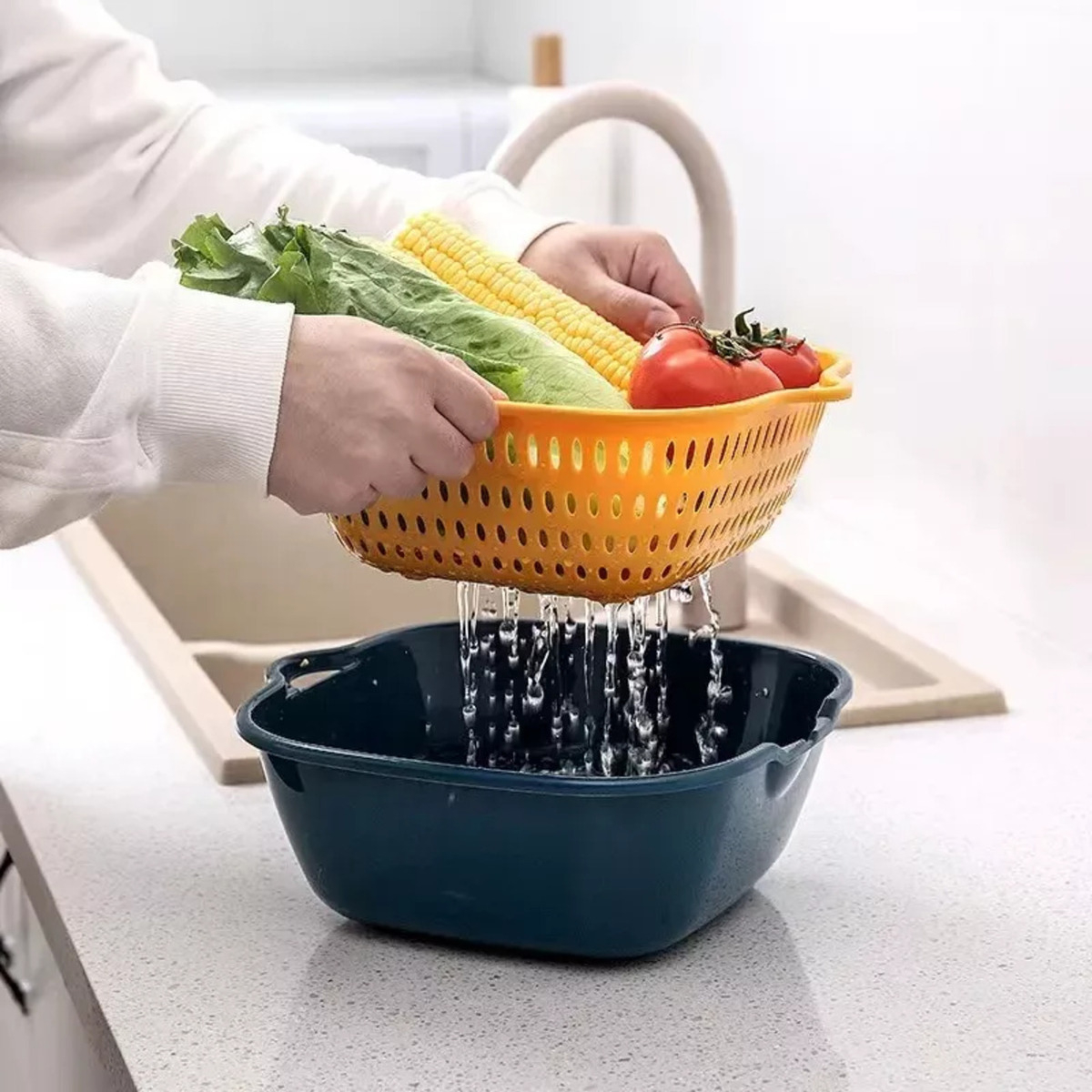 Escurridor Colador Con Recipiente Volcador Chico - Imagen 3