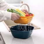 Escurridor Colador Con Recipiente Volcador Chico - Imagen 3