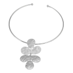 Gargantilla Collar De Treboles Flor Accesorio Elegante - Imagen 7