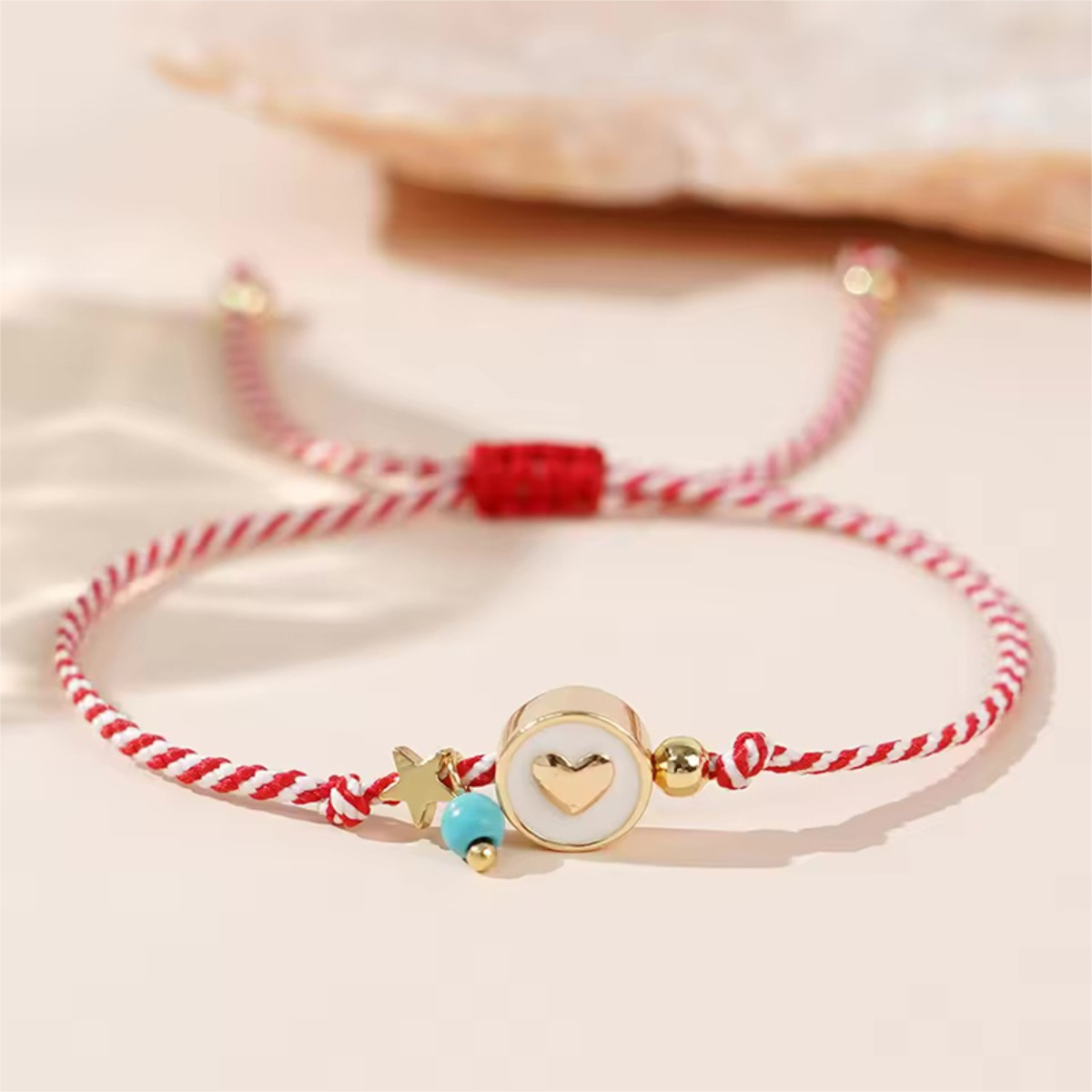 Pulsera Ajustable De Hilo Con Eslabon Corazón Individual - Imagen 2
