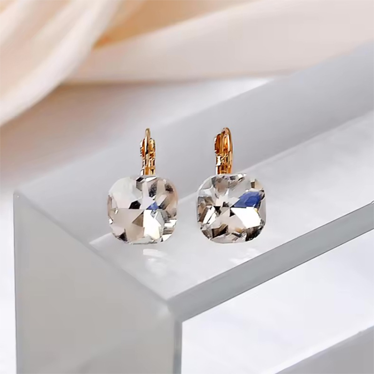 Aretes Pendientes Tipo Gema Brillantes Pequeños Elegante - Imagen 2