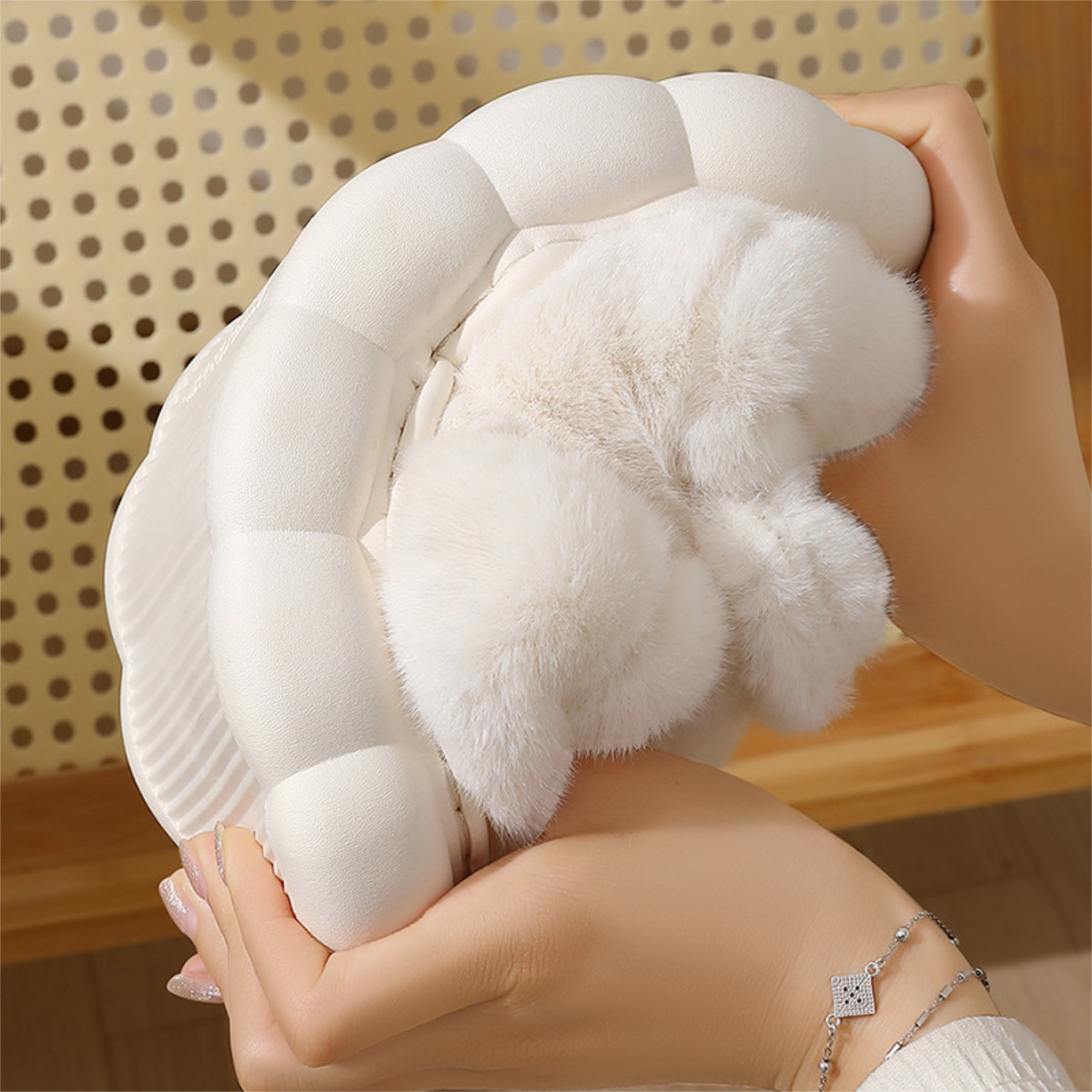 Pantufla Alta Unisex Con Interior De Corderito Diseño Osito - Imagen 12