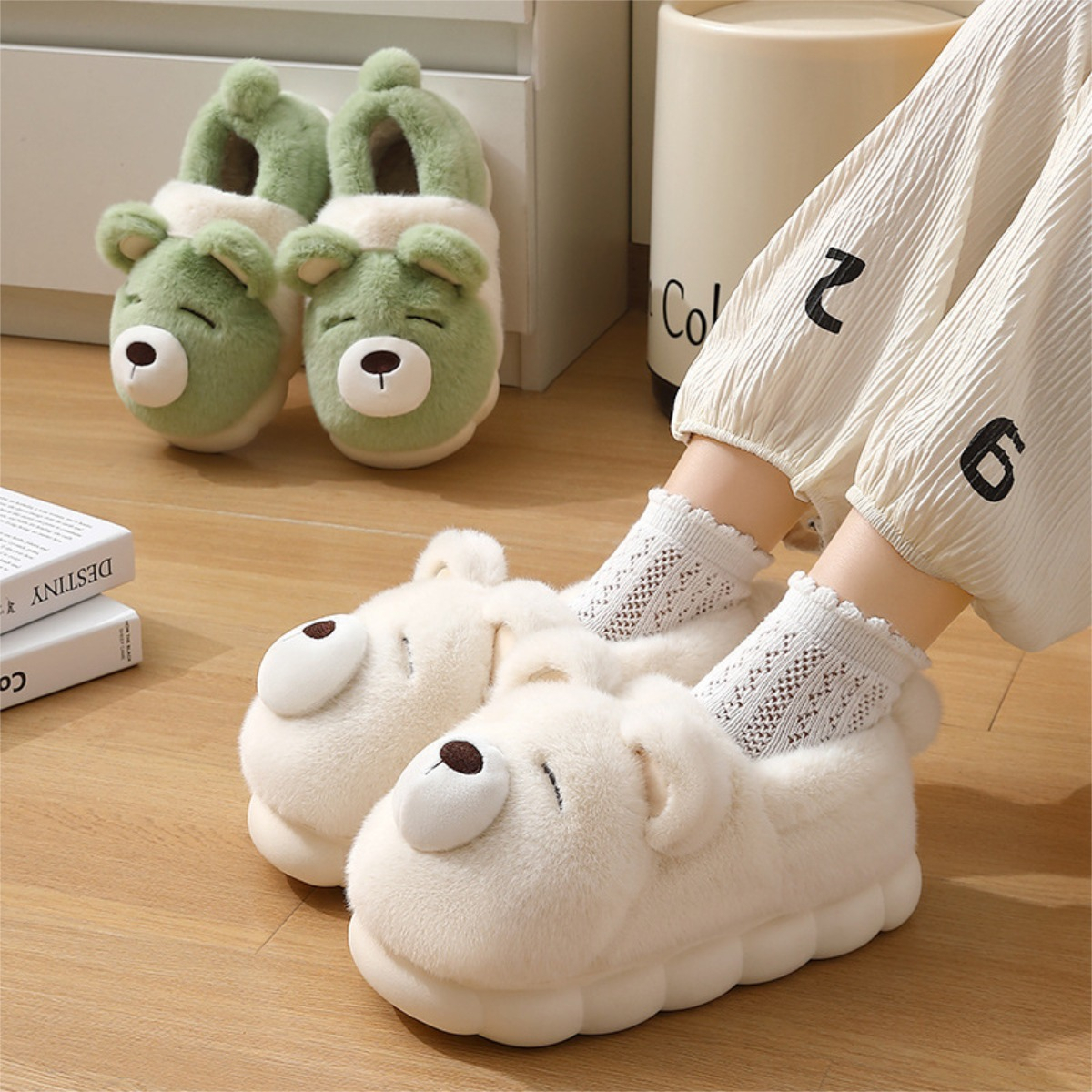 Pantufla Alta Unisex Con Interior De Corderito Diseño Osito - Imagen 4