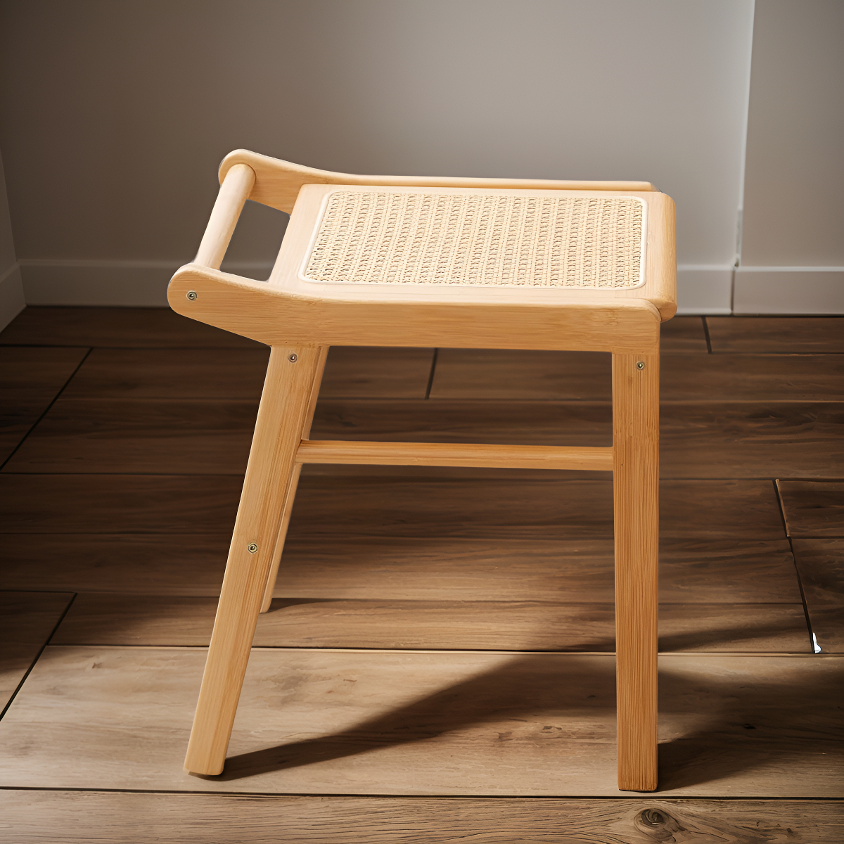 Taburete Banco Nórdico Bajo Cuadrado De Ratan Y Madera - Imagen 1
