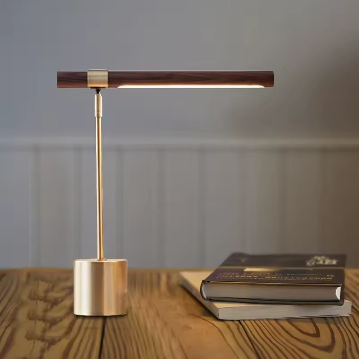 Lámpara De Mesa LED Con Brazo Ajustable Estilo Elegante - Imagen 4