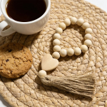 Guirnalda De Cuentas De Madera Con Borlas Y Corazón Rústico - Imagen 7