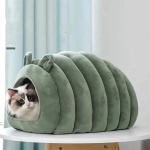 Cueva Cama Peluche Acolchada Para Gatos Perros Grande Color Verde Diseño Oruga - Imagen 2